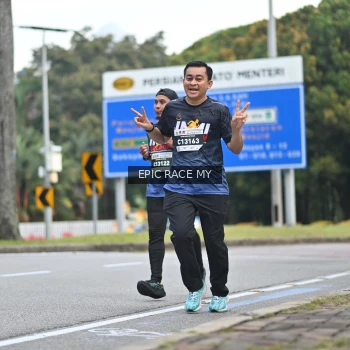 Runner Photo 4004428