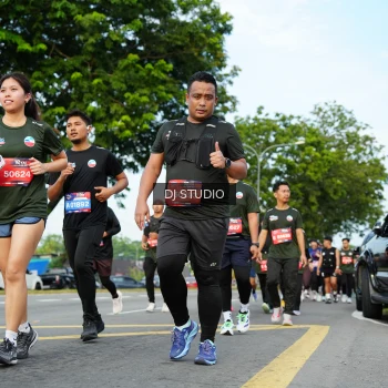 Runner Photo 4004436