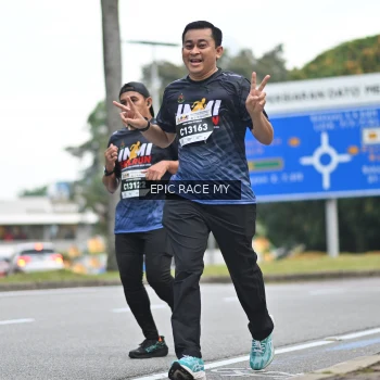 Runner Photo 4004444