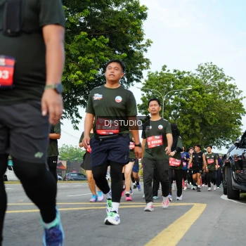 Runner Photo 4004449