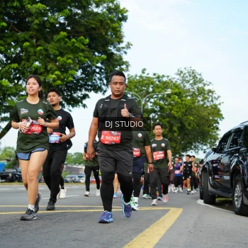 Runner Photo 4004450