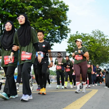 Runner Photo 4004543