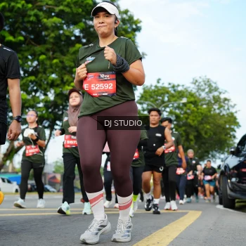 Runner Photo 4004591