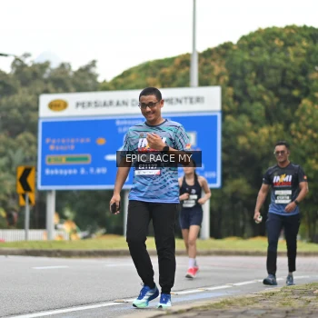 Runner Photo 4004637
