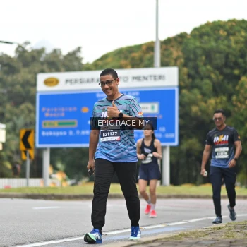 Runner Photo 4004641