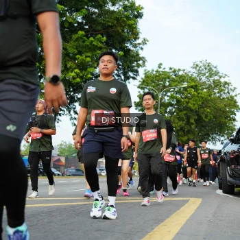 Runner Photo 4004646