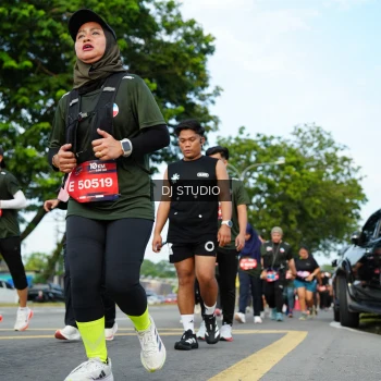 Runner Photo 4004666