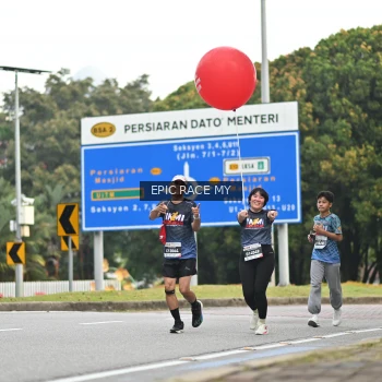 Runner Photo 4004702