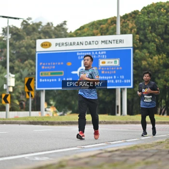 Runner Photo 4004729