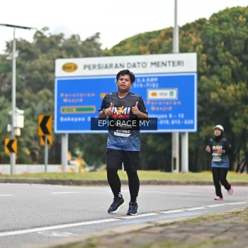 Runner Photo 4004756