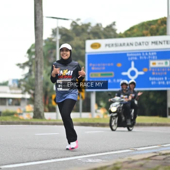 Runner Photo 4004775