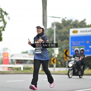 Runner Photo 4004783