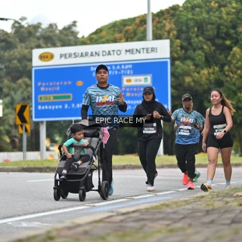 Runner Photo 4004861