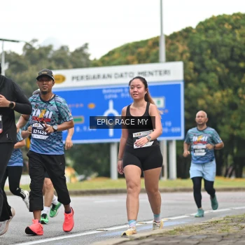 Runner Photo 4004887