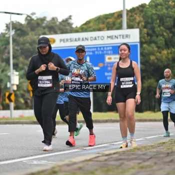 Runner Photo 4004888