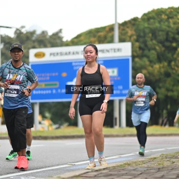 Runner Photo 4004893