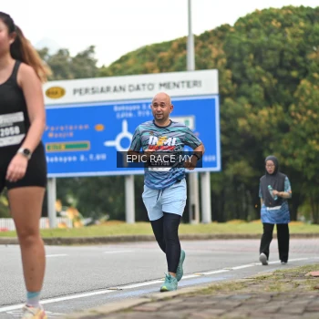 Runner Photo 4004904