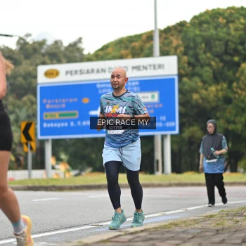 Runner Photo 4004915