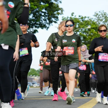 Runner Photo 4005600