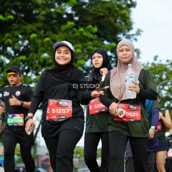 Runner Photo 4005700