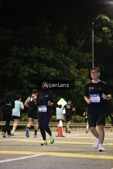 Runner Photo 4005760