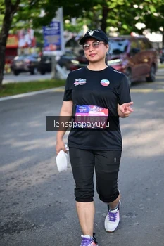 Runner Photo 4005797