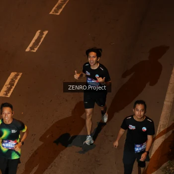 Runner Photo 4005859