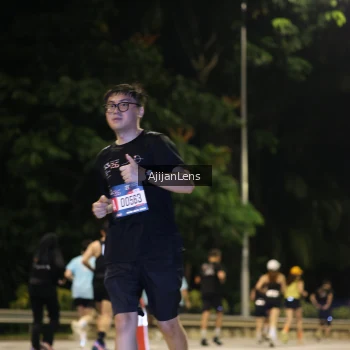 Runner Photo 4005935