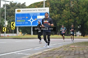 Runner Photo 4006428