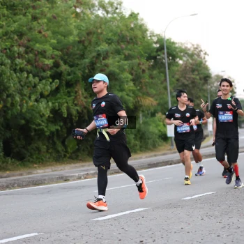 Runner Photo 4006530