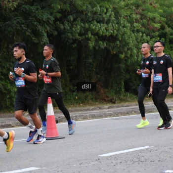 Runner Photo 4006665