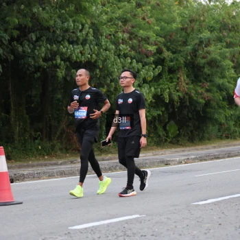 Runner Photo 4006696