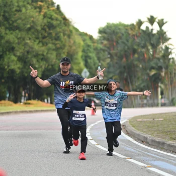 Runner Photo 4006738