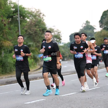 Runner Photo 4006819