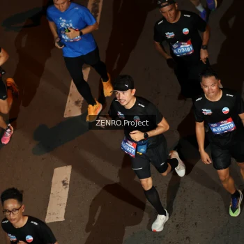 Runner Photo 4007153