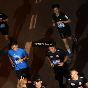 Runner Photo 4007195