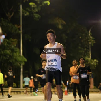 Runner Photo 4007253