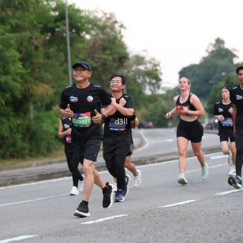 Runner Photo 4007272