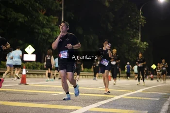 Runner Photo 4007332