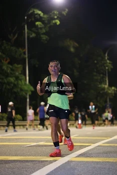 Runner Photo 4007360
