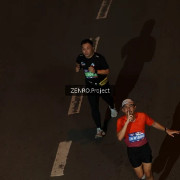Runner Photo 4007387
