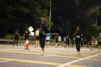 Runner Photo 4007390