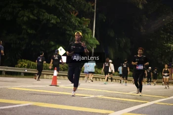 Runner Photo 4007405