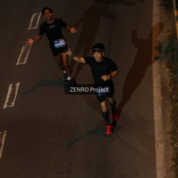Runner Photo 4007492