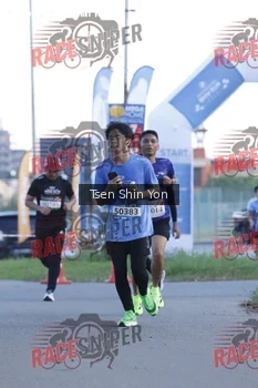 Runner Photo 400750