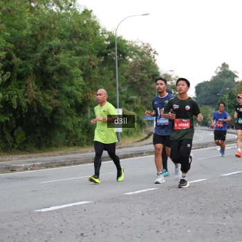 Runner Photo 4007524