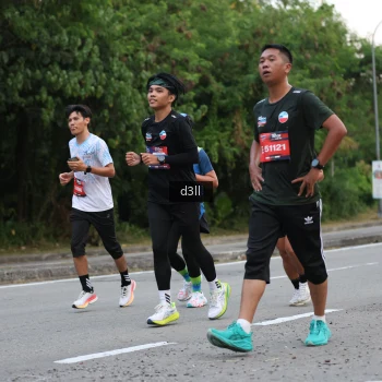 Runner Photo 4007536
