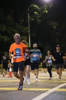 Runner Photo 4007544