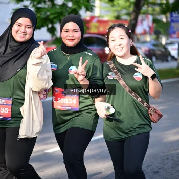 Runner Photo 4007555
