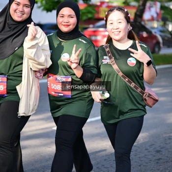 Runner Photo 4007564